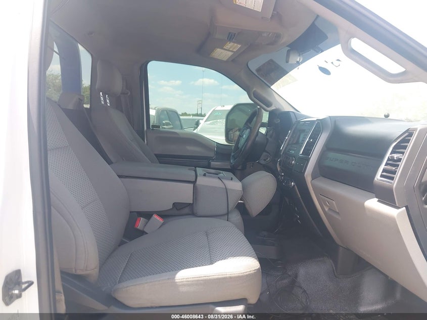 2017 FORD F-550 CHASSIS auction photo 7