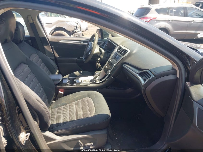 2016 FORD FUSION auction photo 5