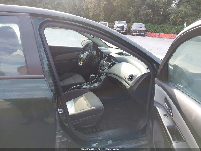 2014 CHEVROLET CRUZE auction photo 5