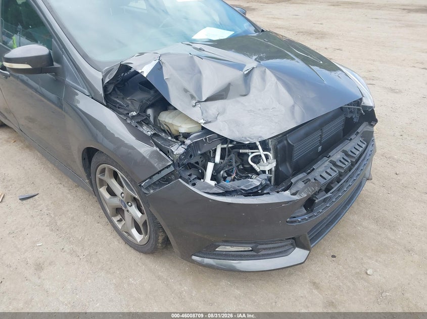 2016 FORD FOCUS ST · Фото 6