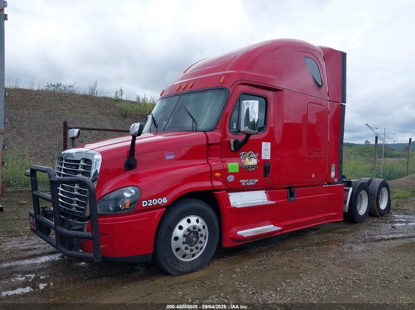 2018 FREIGHTLINER CASCADIA 125 auction photo 2