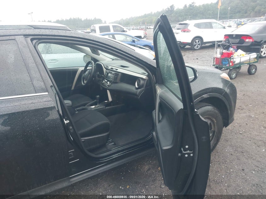 2015 TOYOTA RAV4 auction photo 5