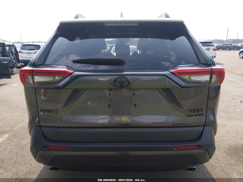 TOYOTA RAV4 - zdjęcie 16