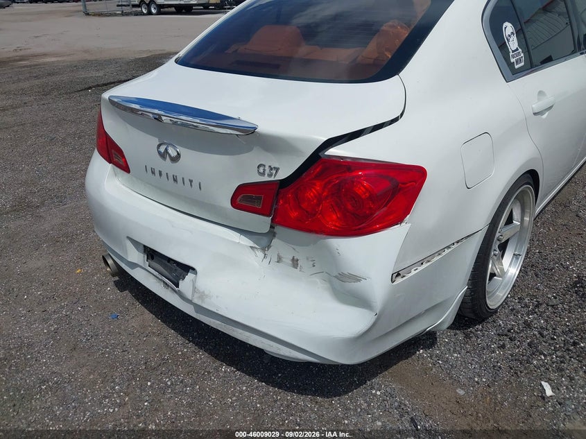 2013 INFINITI G37 auction photo 6