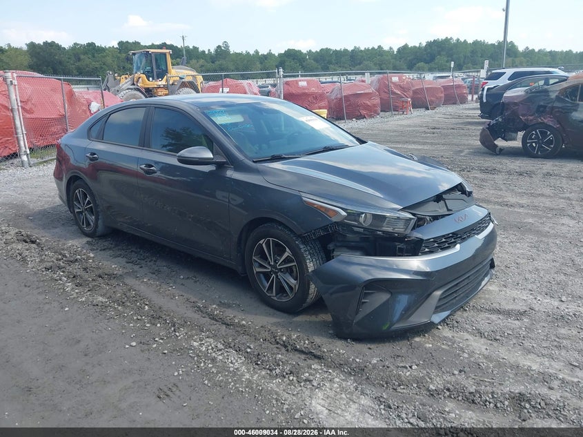 2023 KIA FORTE auction photo 1