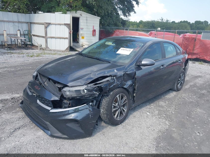 2023 KIA FORTE auction photo 2