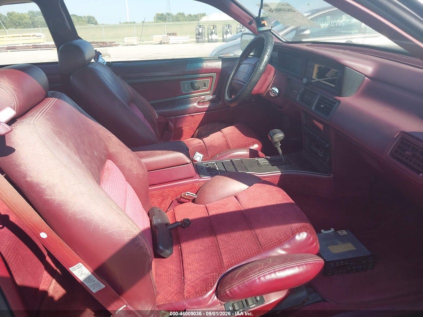 1990 LINCOLN MARK VII COUPE 5.0L V8 FI F