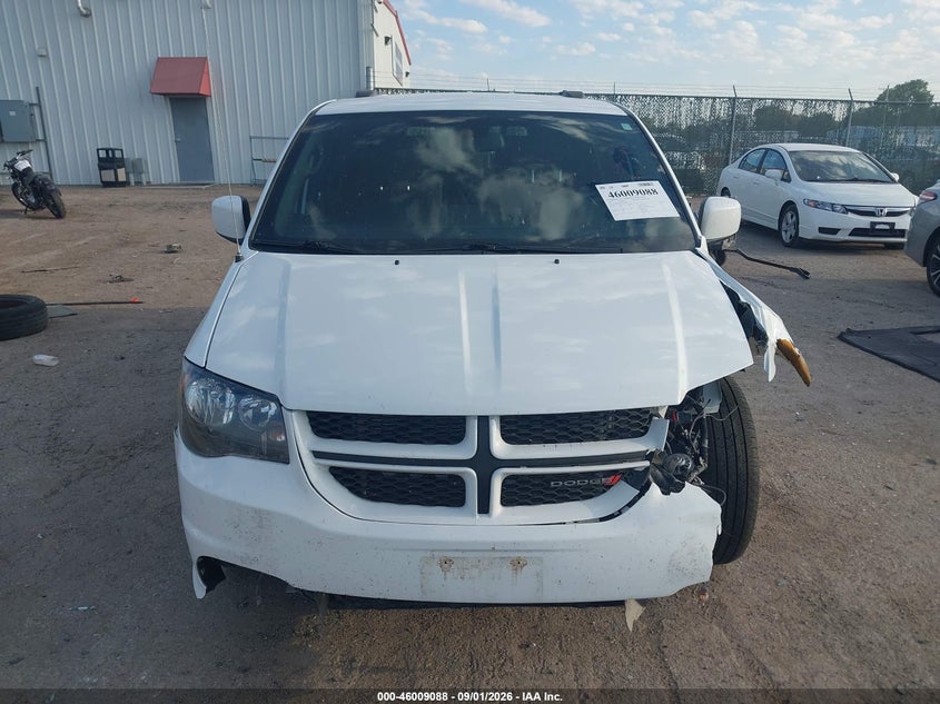 Фото 12 - DODGE GRAND CARAVAN