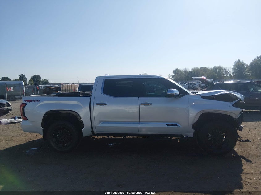 TOYOTA TUNDRA - zdjęcie 14