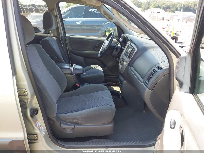2003 MAZDA TRIBUTE auction photo 5
