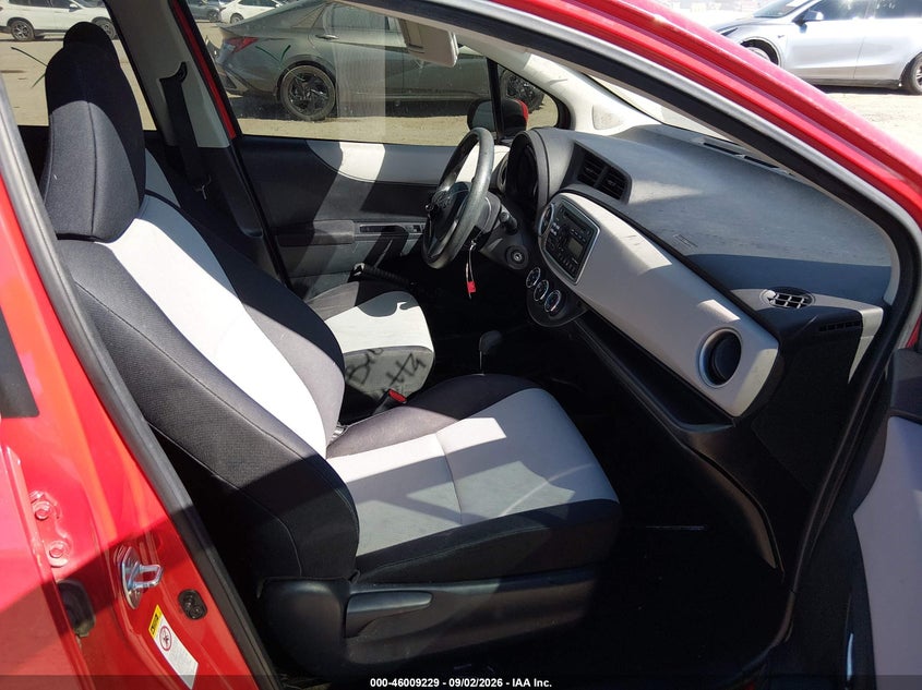 2013 TOYOTA YARIS auction photo 5