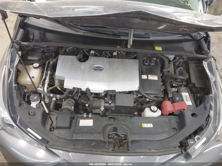 TOYOTA PRIUS - zdjęcie 10