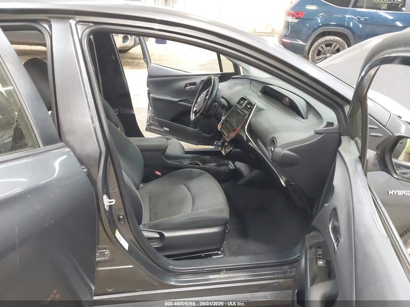 TOYOTA PRIUS - zdjęcie 5
