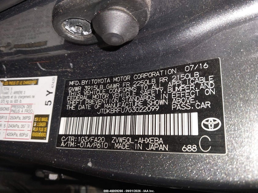 TOYOTA PRIUS - zdjęcie 9