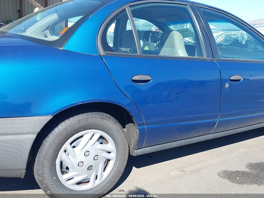 2000 SATURN SL auction photo 6