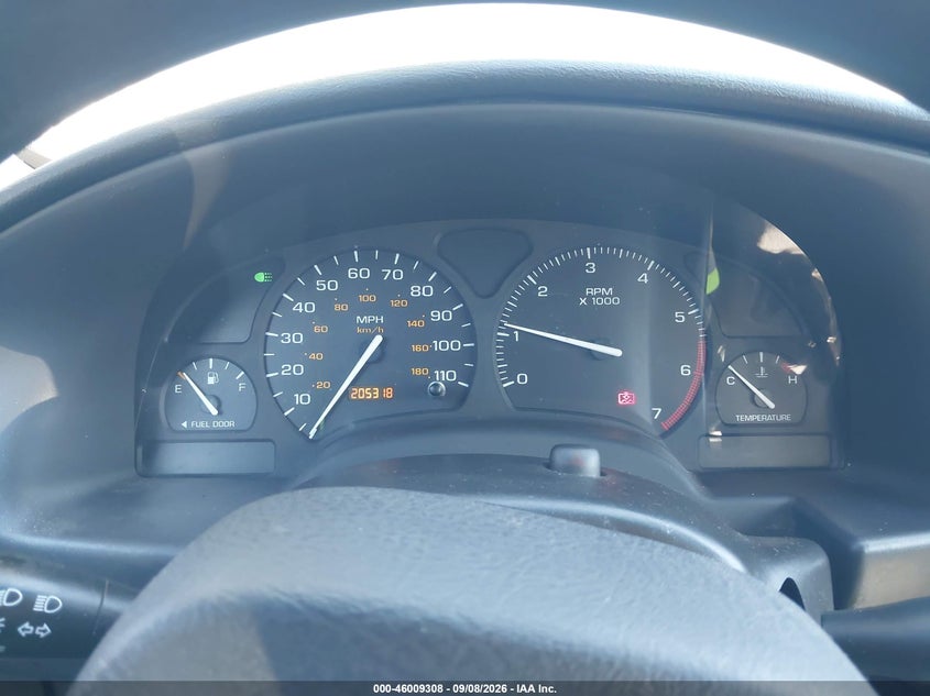 2000 SATURN SL auction photo 7