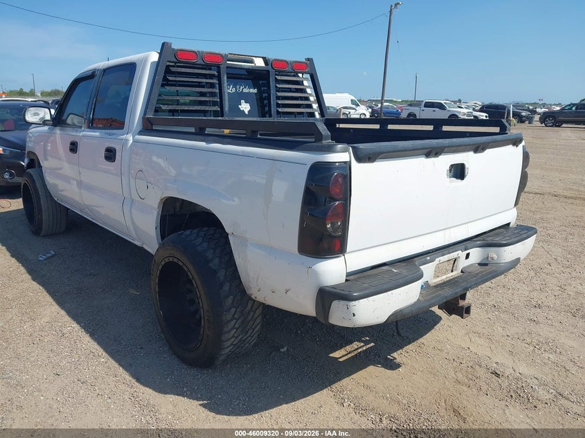 2004 CHEVROLET SILVERADO 1500 auction photo 3
