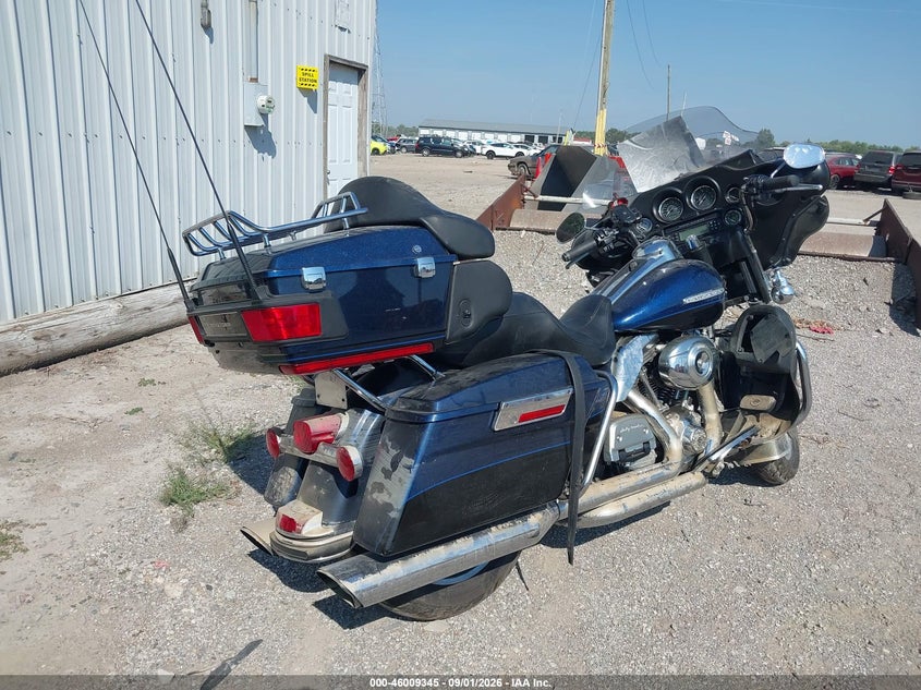 HARLEY-DAVIDSON FLHTK 2012