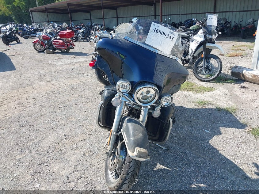 HARLEY-DAVIDSON FLHTK 2012