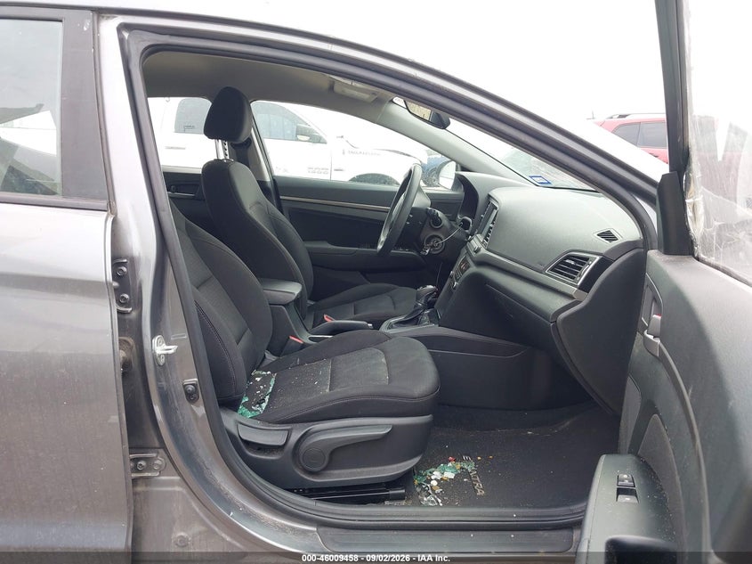 2018 HYUNDAI ELANTRA auction photo 5
