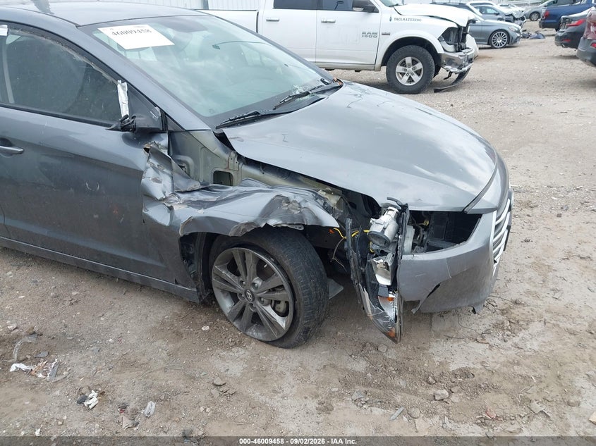 2018 HYUNDAI ELANTRA auction photo 6