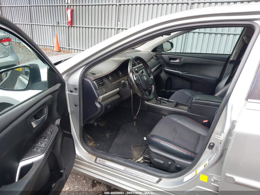 TOYOTA CAMRY - zdjęcie 5