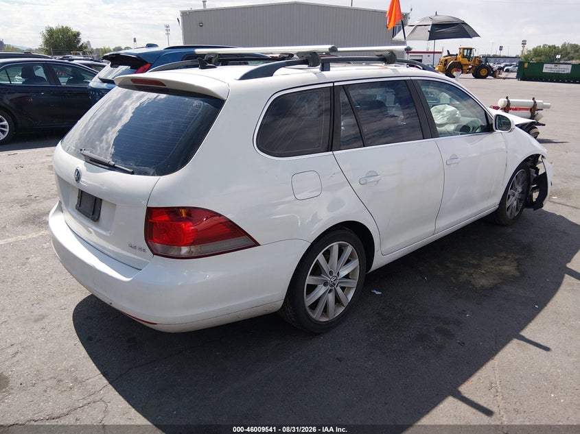 2011 VOLKSWAGEN JETTA SPORTWAGEN auction photo 4