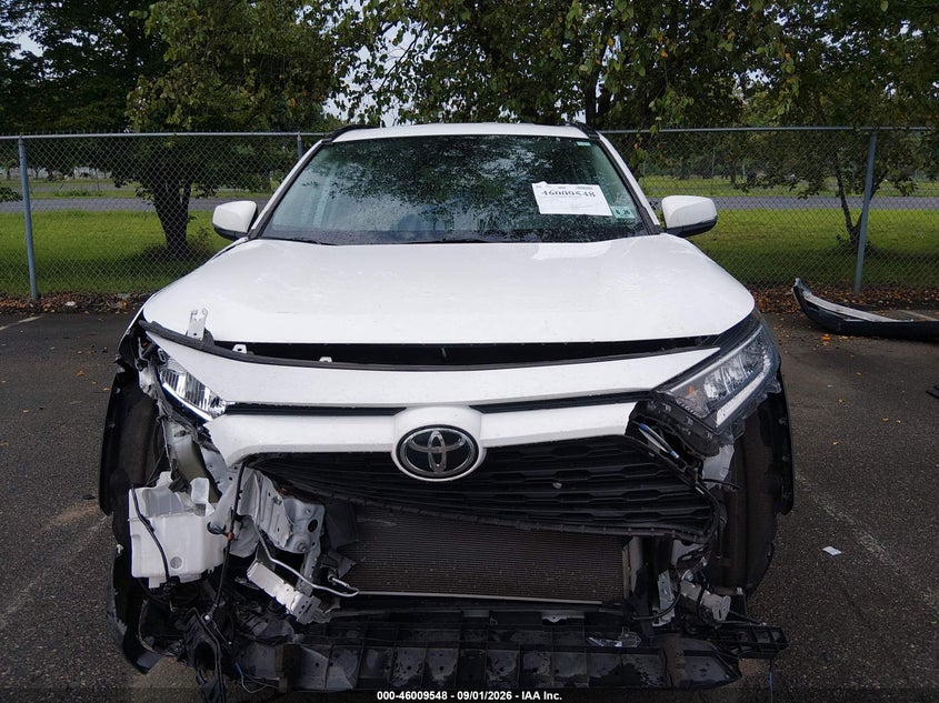 TOYOTA RAV4 - zdjęcie 12