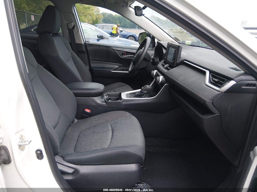 TOYOTA RAV4 - zdjęcie 5