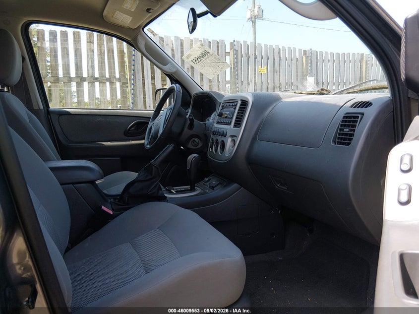 2005 FORD ESCAPE SPORT UTILITY VEHICLE 2.3L I-4 DOHC, REGULAR , 133HP
