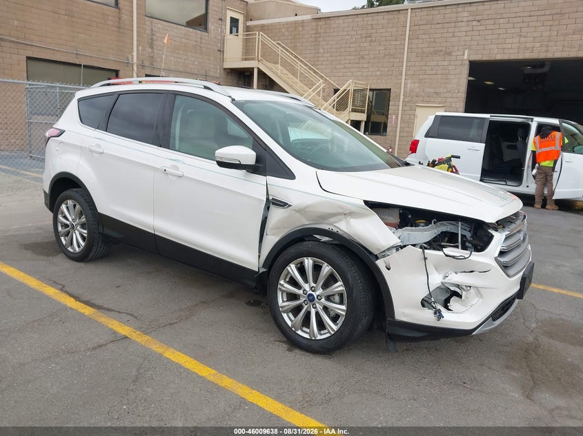 Vin: 1fmcu0jd5hua62013, lot: 46509014, ford escape titanium 2017 img_1