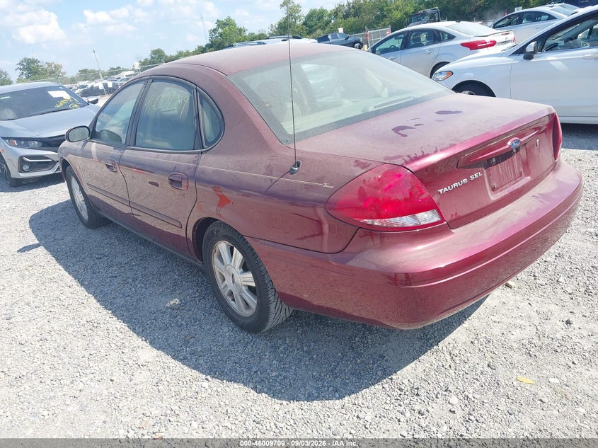 2005 FORD TAURUS auction photo 3