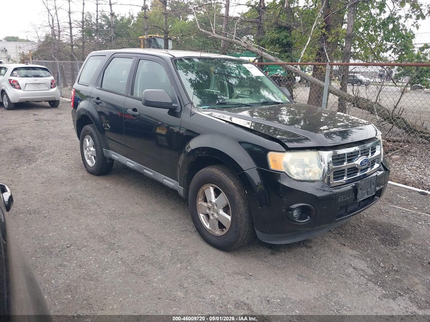 Vin: 1fmcu9c79akb81017, lot: 46509096, ford escape xls 2010 img_1