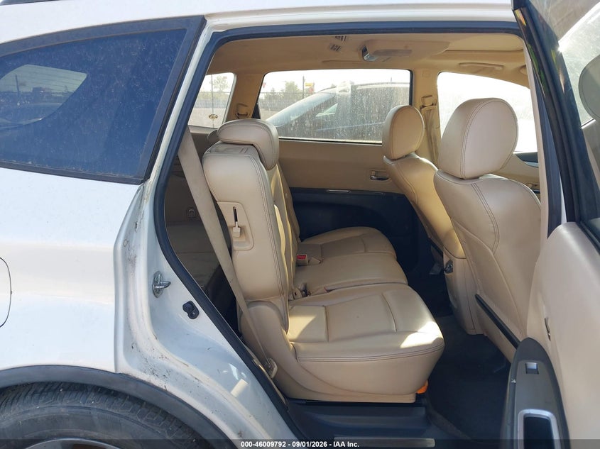 2010 SUBARU TRIBECA auction photo 8