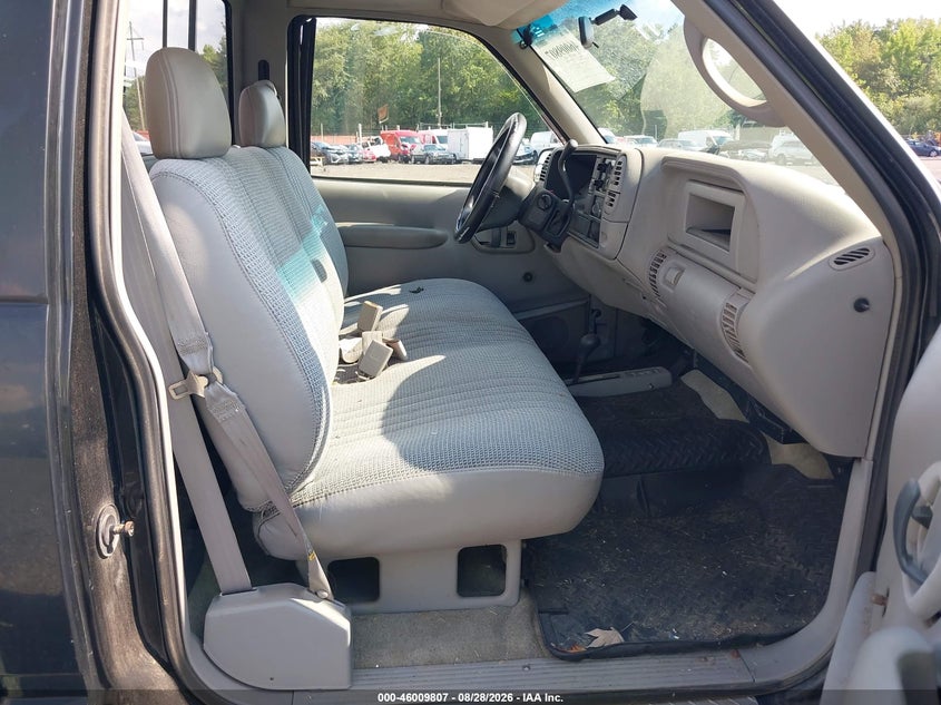 GMC SIERRA 2500 1998 VIN 1GTGK24RXWE541887