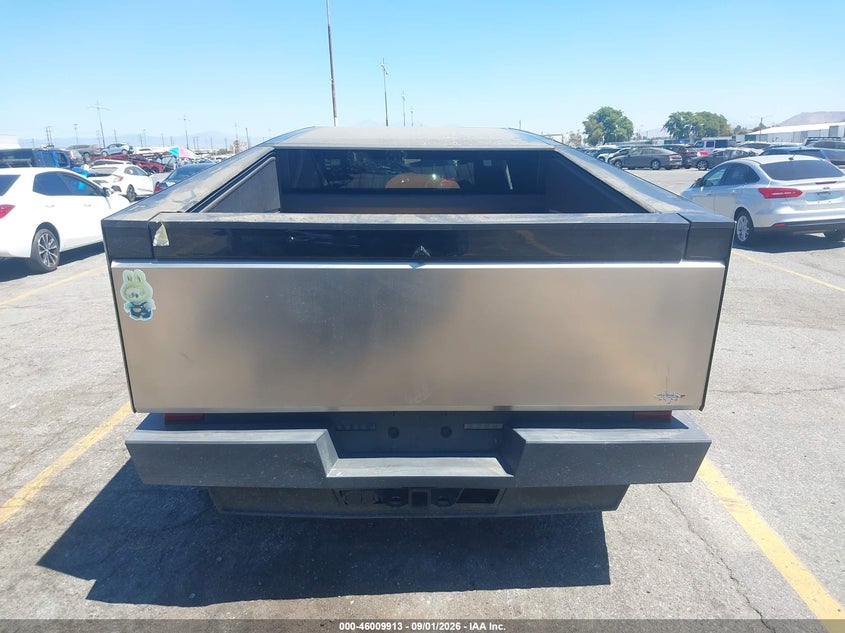 TESLA CYBERTRUCK 2024 VIN 7G2CEHEDXRA018121