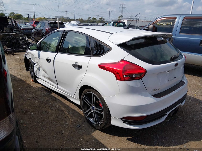 Vin: 1fadp3l90gl292840, lot: 46509290, ford focus st 20163