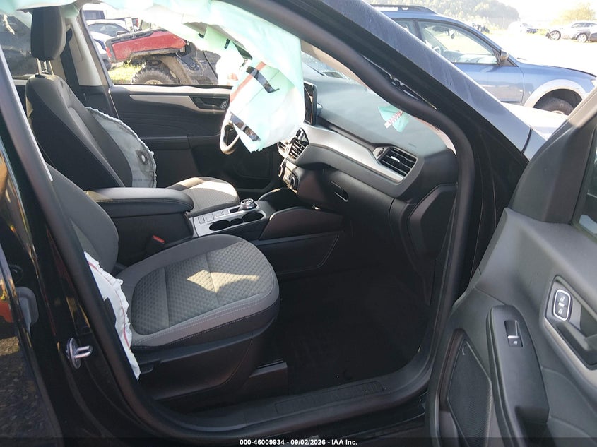 2022 FORD ESCAPE SE · Фото 5