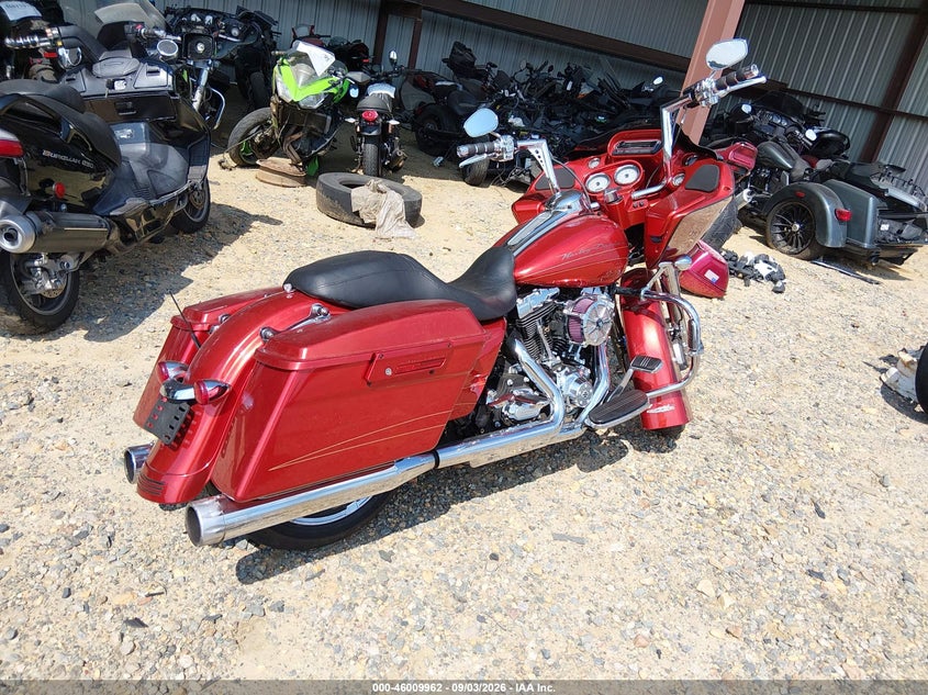 HARLEY-DAVIDSON FLTRX 2013