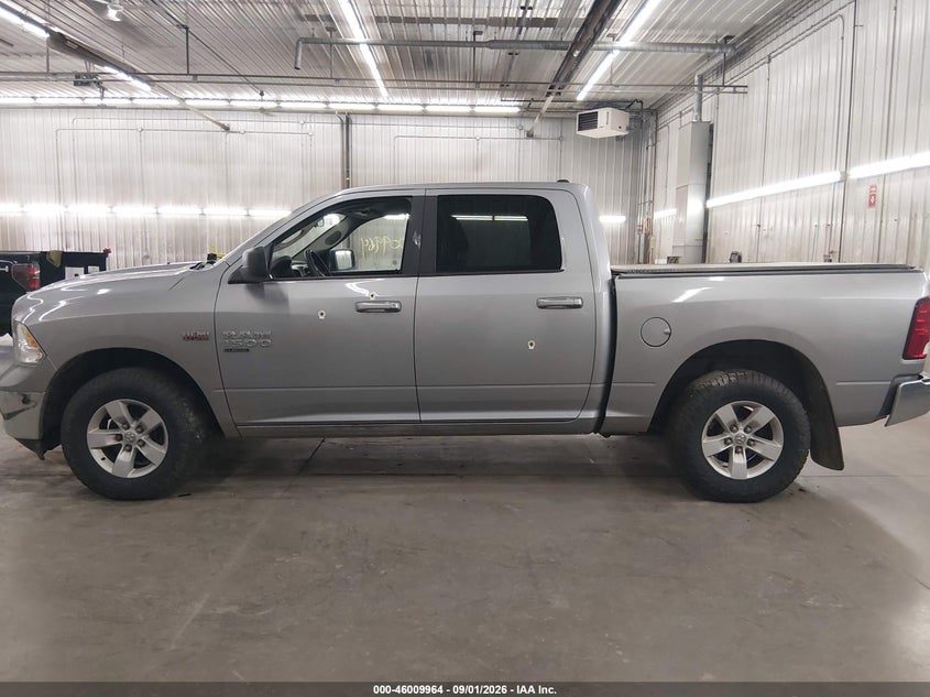 RAM 1500 CLASSIC 2019 VIN 1C6RR7LT0KS611981