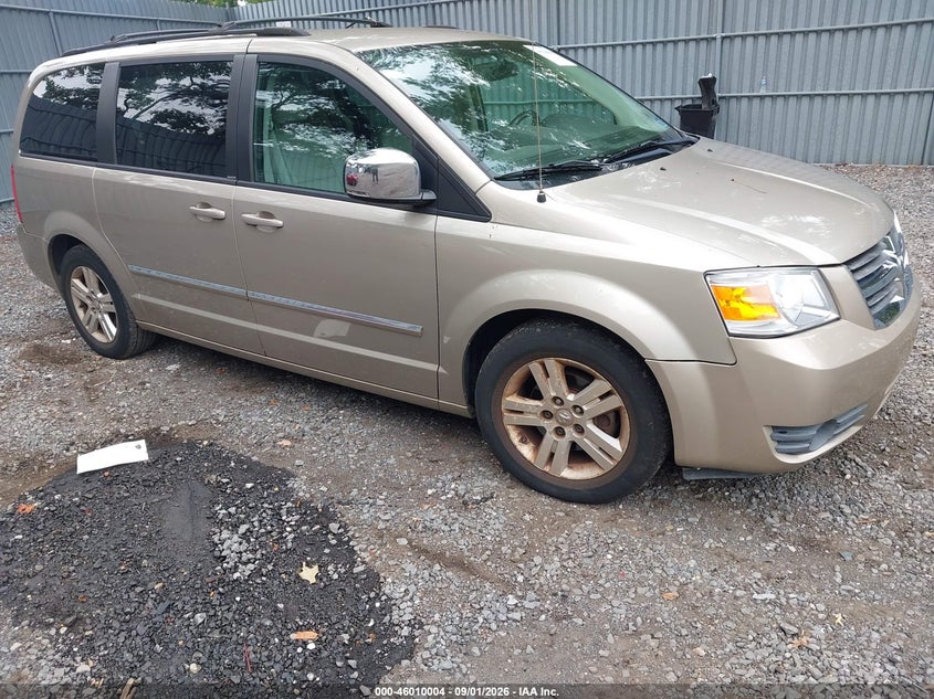 Фото 1 - DODGE GRAND CARAVAN