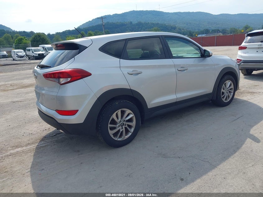 2018 HYUNDAI TUCSON auction photo 4