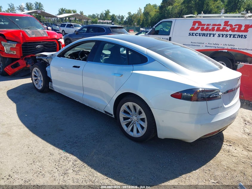 Vin: 5yjsa1e15hf210488, lot: 46509414, tesla model s 60/75 20173