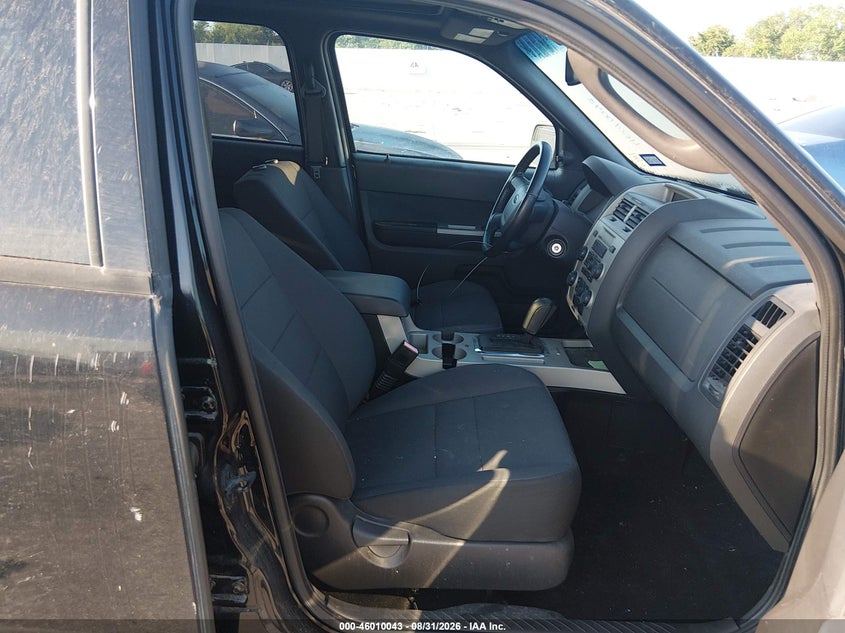 2012 FORD ESCAPE auction photo 5