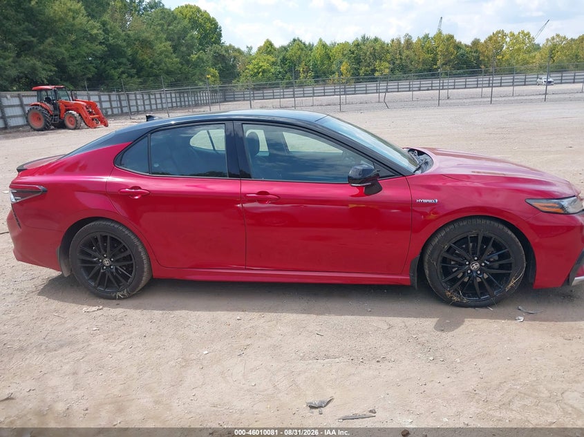 TOYOTA CAMRY - zdjęcie 13