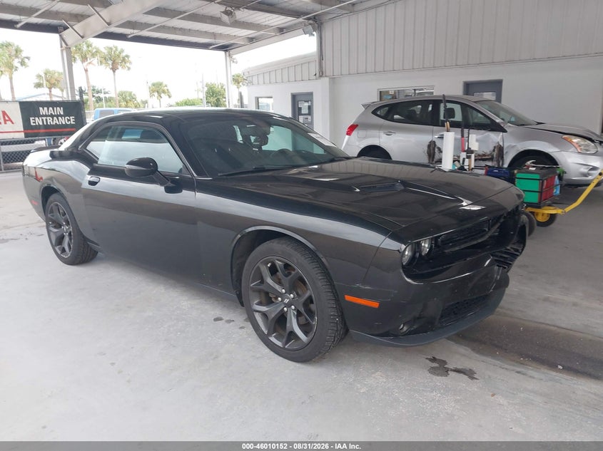 DODGE CHALLENGER - zdjęcie 1