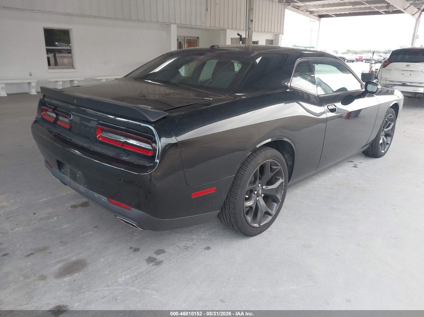 DODGE CHALLENGER - zdjęcie 4