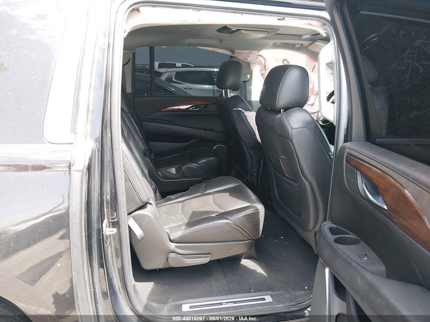 CADILLAC ESCALADE ESV - zdjęcie 8