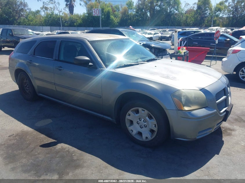 2005 DODGE MAGNUM auction photo 1