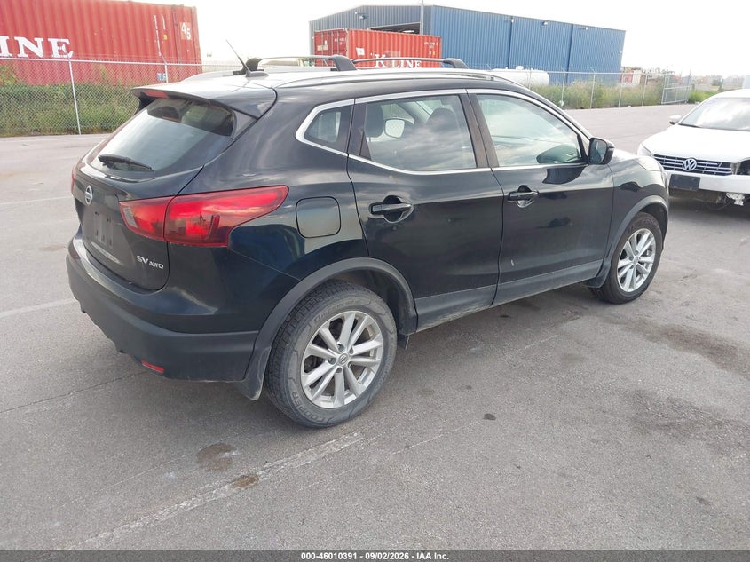 2018 NISSAN ROGUE SPORT auction photo 4